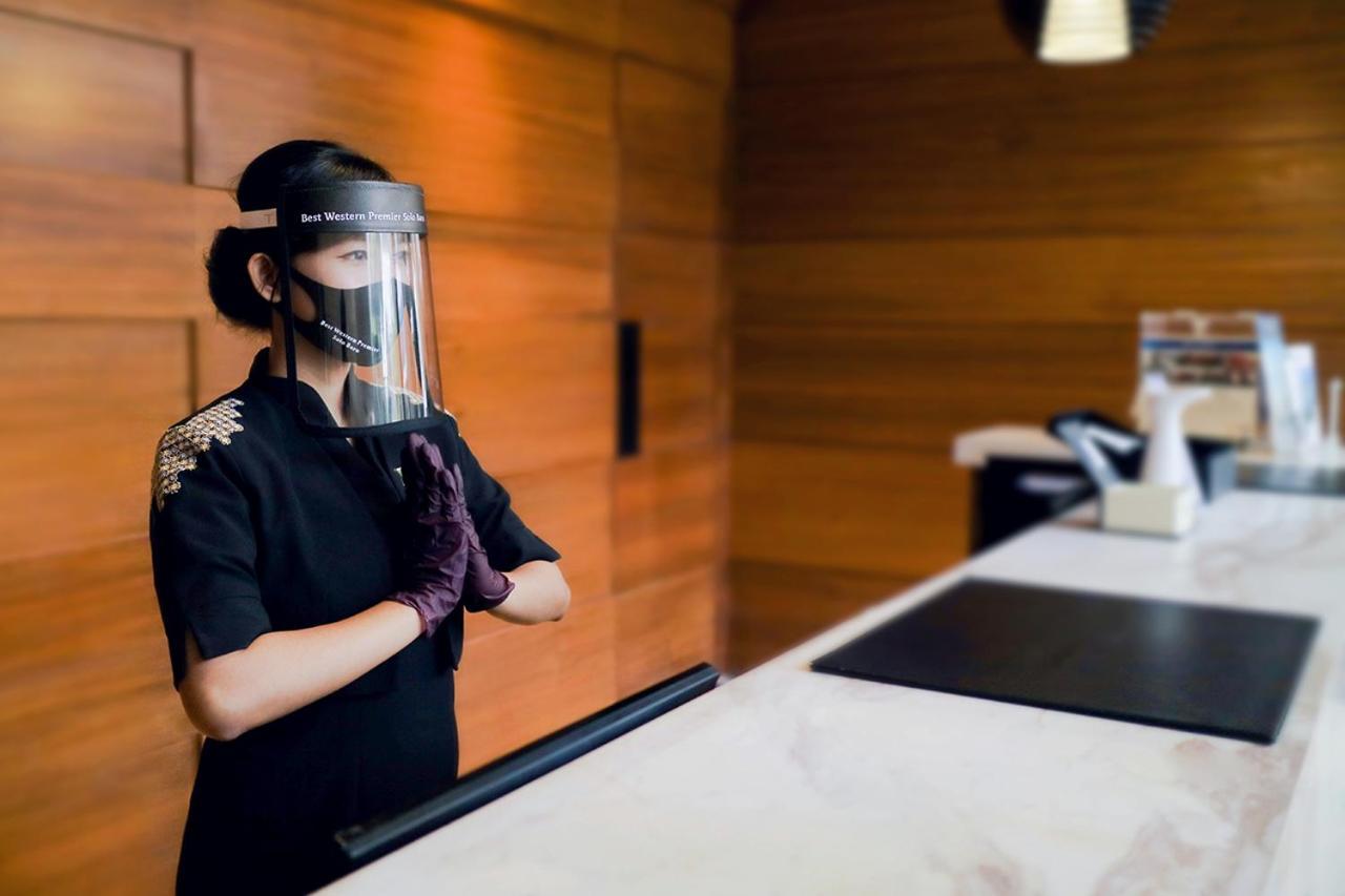 Grand Mercure Solo Baru Esterno foto