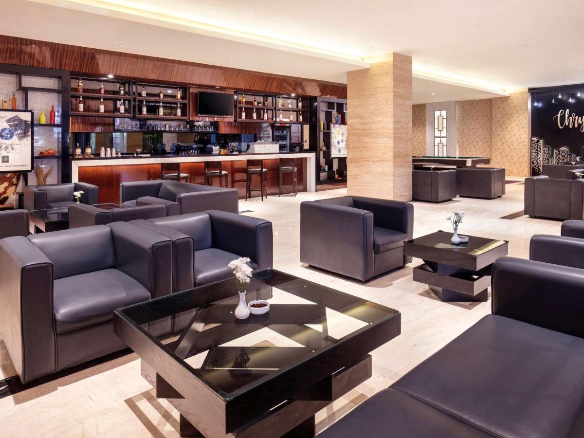 Grand Mercure Solo Baru Esterno foto